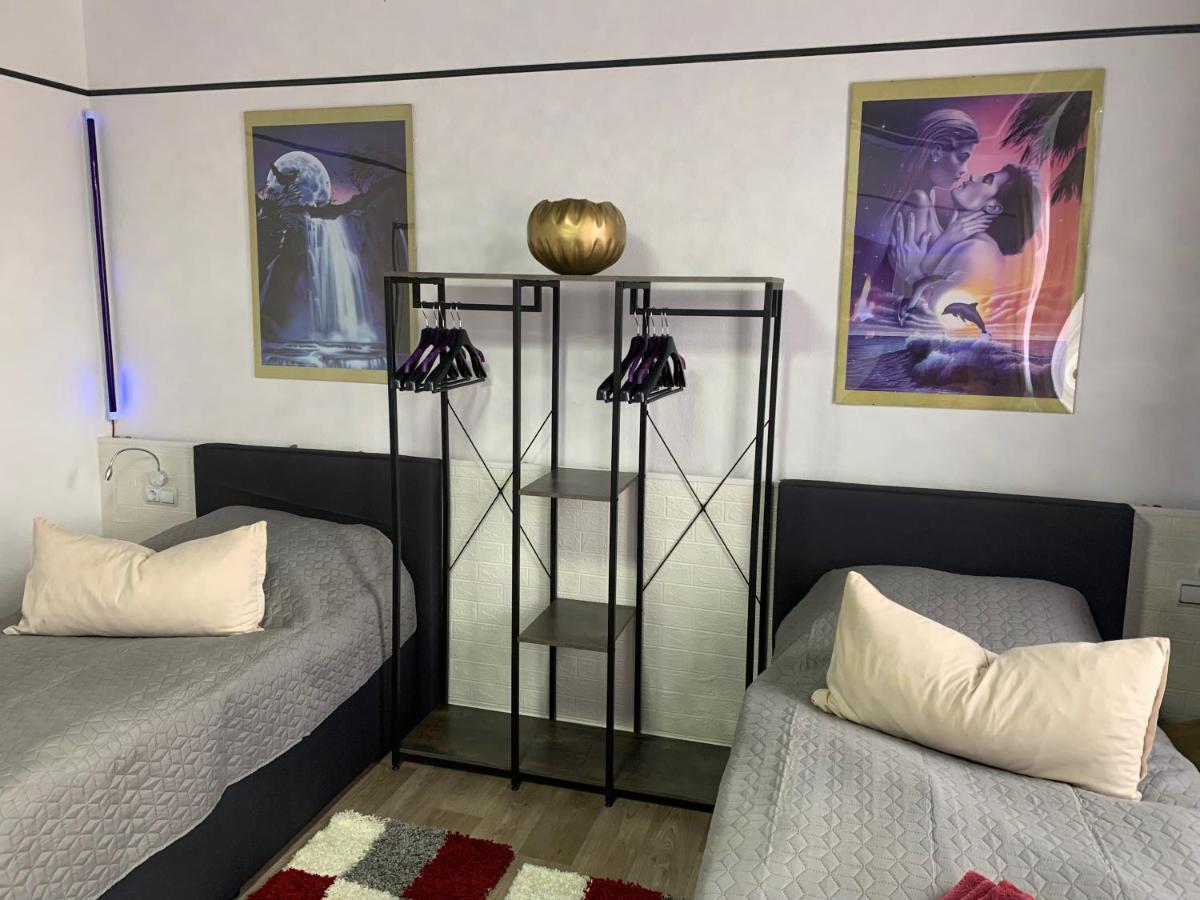Best-Preis -Gold Suite- Mit Netflix, Self-Check-In, Ebike Ladestation, Fahrradraum, Wlan, Netflix Und Massagesessel - Direkt Am Elberadweg Im Herzen Von วิทเทนเบิร์ก ภายนอก รูปภาพ