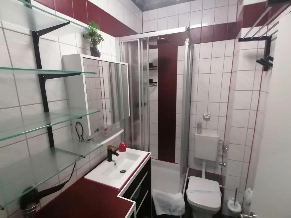 Best-Preis -Gold Suite- Mit Netflix, Self-Check-In, Ebike Ladestation, Fahrradraum, Wlan, Netflix Und Massagesessel - Direkt Am Elberadweg Im Herzen Von วิทเทนเบิร์ก ภายนอก รูปภาพ