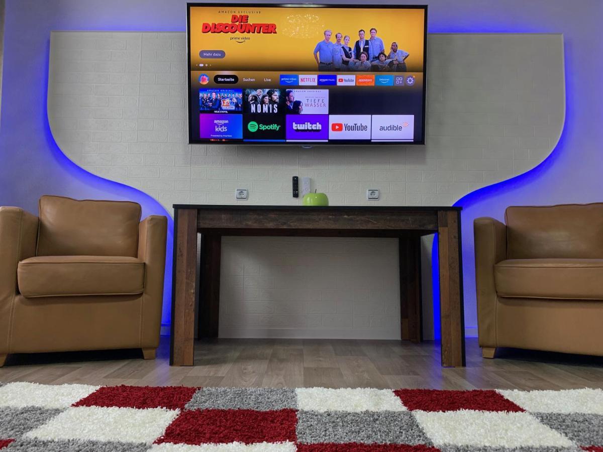 Best-Preis -Gold Suite- Mit Netflix, Self-Check-In, Ebike Ladestation, Fahrradraum, Wlan, Netflix Und Massagesessel - Direkt Am Elberadweg Im Herzen Von วิทเทนเบิร์ก ภายนอก รูปภาพ