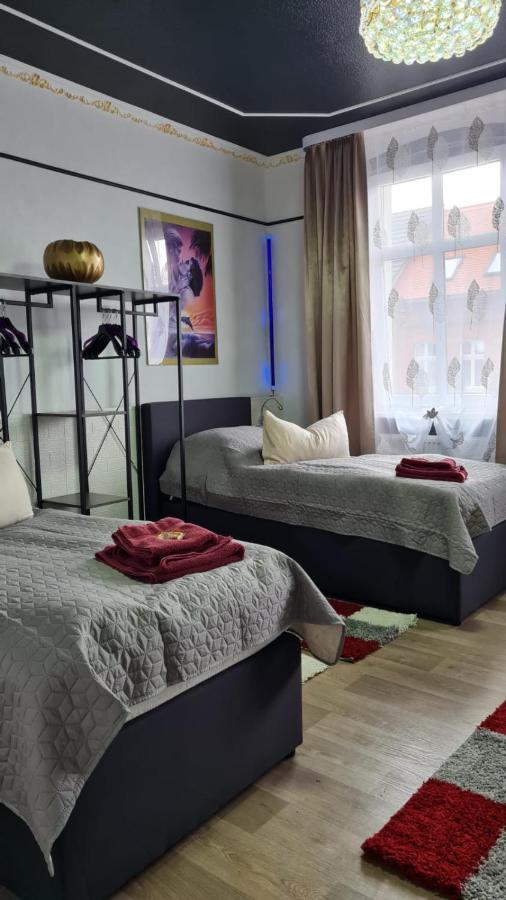 Best-Preis -Gold Suite- Mit Netflix, Self-Check-In, Ebike Ladestation, Fahrradraum, Wlan, Netflix Und Massagesessel - Direkt Am Elberadweg Im Herzen Von วิทเทนเบิร์ก ภายนอก รูปภาพ
