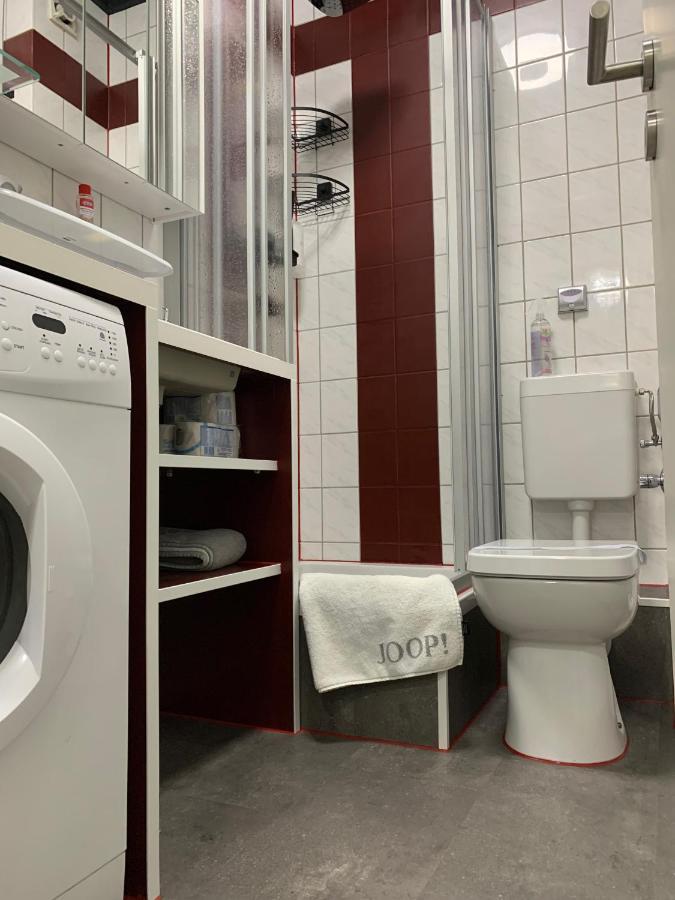 Best-Preis -Gold Suite- Mit Netflix, Self-Check-In, Ebike Ladestation, Fahrradraum, Wlan, Netflix Und Massagesessel - Direkt Am Elberadweg Im Herzen Von วิทเทนเบิร์ก ภายนอก รูปภาพ