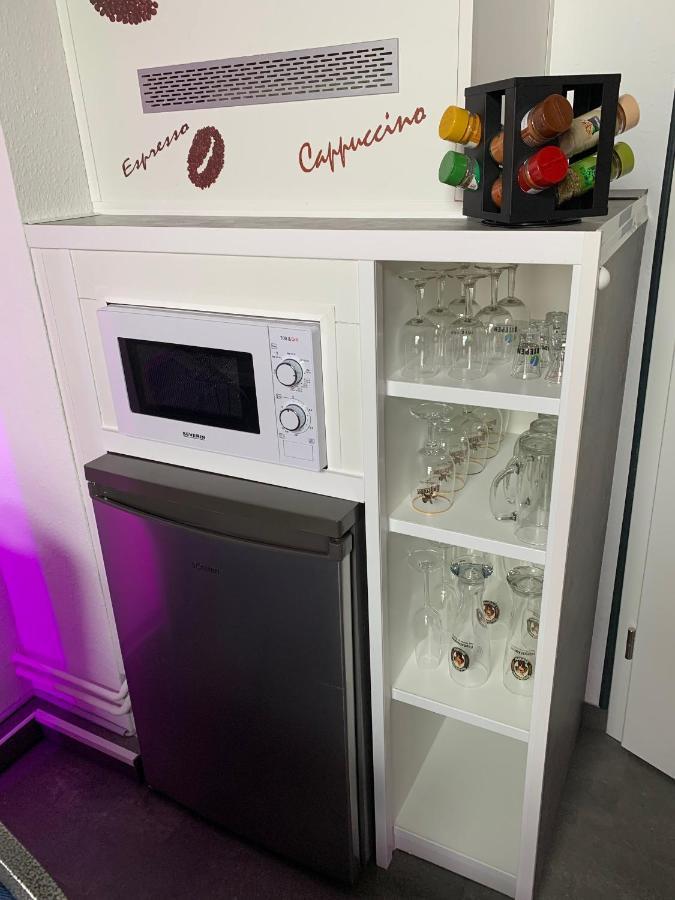 Best-Preis -Gold Suite- Mit Netflix, Self-Check-In, Ebike Ladestation, Fahrradraum, Wlan, Netflix Und Massagesessel - Direkt Am Elberadweg Im Herzen Von วิทเทนเบิร์ก ภายนอก รูปภาพ